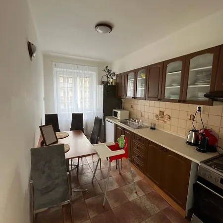 Apartment Spacious 3-room, Family-friendly, Baby-friendly, Near Center