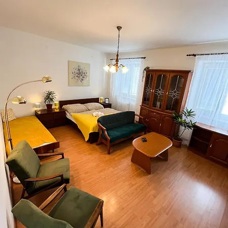 Apartment Spacious 3-room, Family-friendly, Baby-friendly, Near Center Bratislava