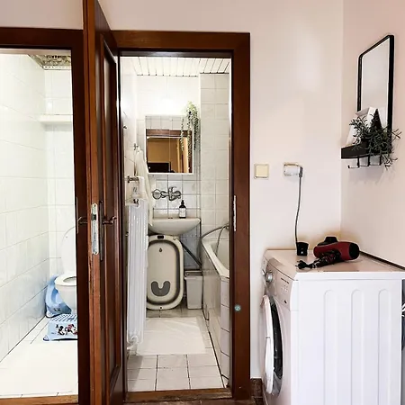 Spacious 3-room, Family-friendly, Baby-friendly, Near Center Apartment